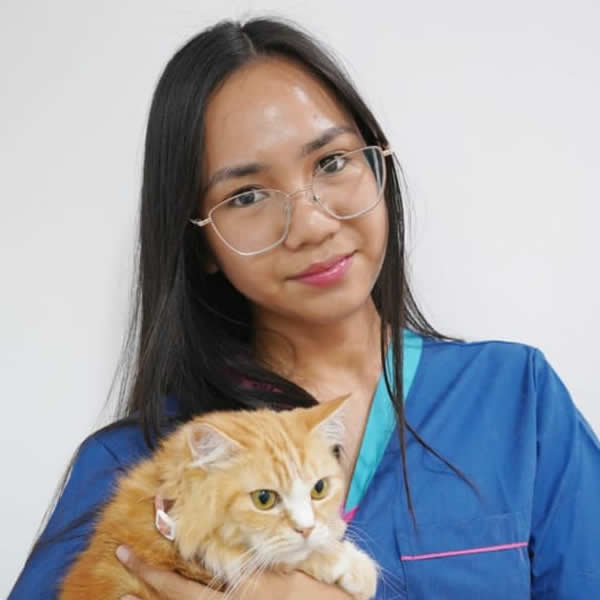Dr. Mira Izzati